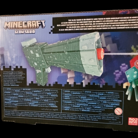 Minecraft Nerf Super Soaker Bundle. Includes Trident and Glow Squid Super Soaker - Picture 4 of 6